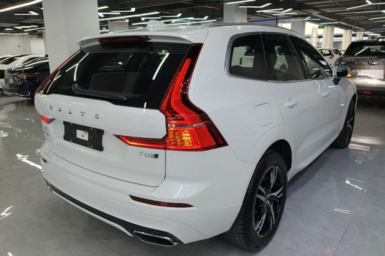 Used Volvo XC60 2019 T5 4x4 Zhiyuan Sport Edition China V Standard Rear Right 45 Deg