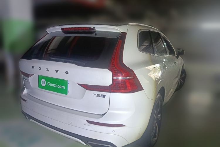 Used Volvo XC60 2019 T5 4x4 Smart & Dynamic Sport Edition China VI Standard Rear Right 45 Deg