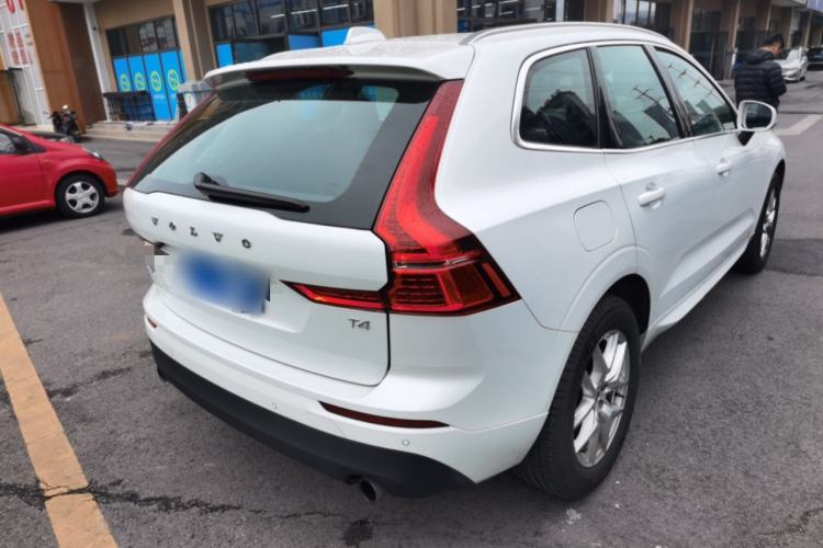 Used Volvo XC60 2019 T4 Zhiyi Edition China V Standard Rear Right 45 Deg