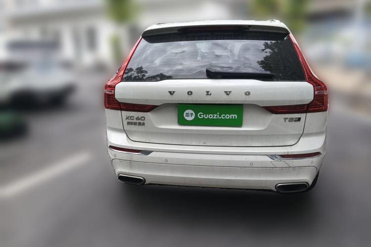 Used Volvo XC60 2019 T5 4x4 Smart Edition China VI Standard Rear