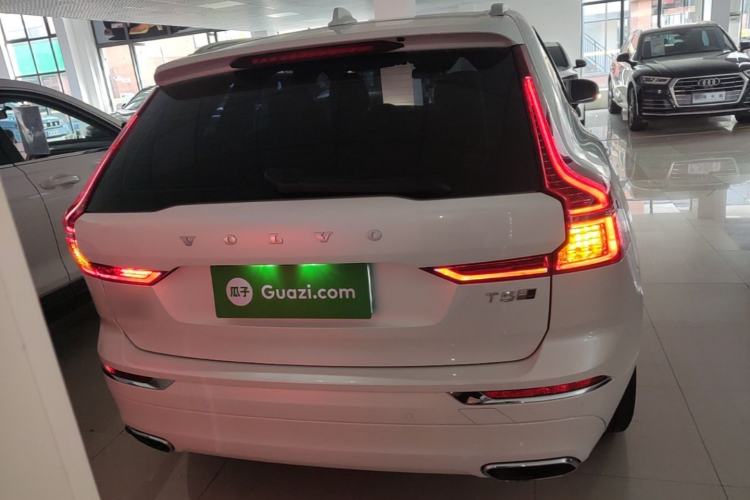 Used Volvo XC60 2019 T5 4x4 Smart Edition China VI Standard Rear