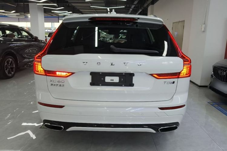 Used Volvo XC60 2019 T5 4x4 Zhiyuan Sport Edition China V Standard Rear