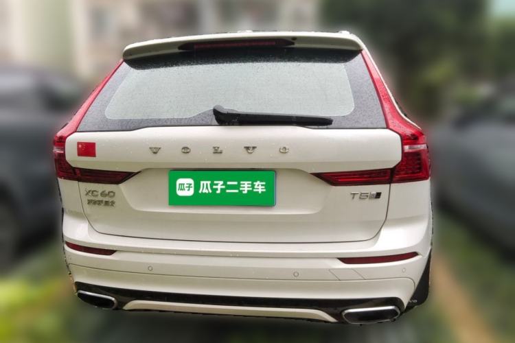 Used Volvo XC60 2019 T5 4x4 Smart & Dynamic Sport Edition China VI Standard Rear