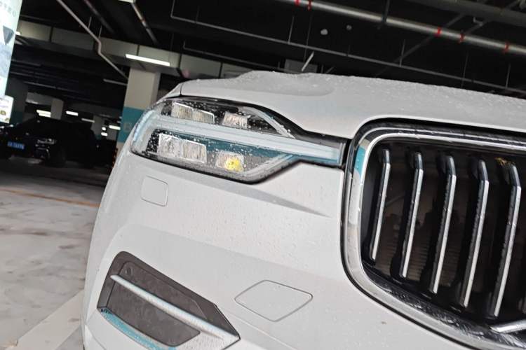 Used Volvo XC60 2019 T5 4x4 Zhiya Luxury Edition China V Standard Right Front Headlight