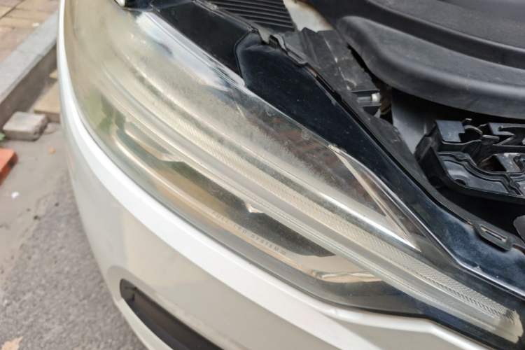 Used Volvo XC60 2019 T5 4x4 Smart Edition China V Standard Right Front Headlight