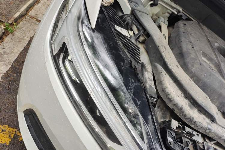 Used Volvo XC60 2019 T5 4x4 Smart Edition China V Standard Right Front Headlight