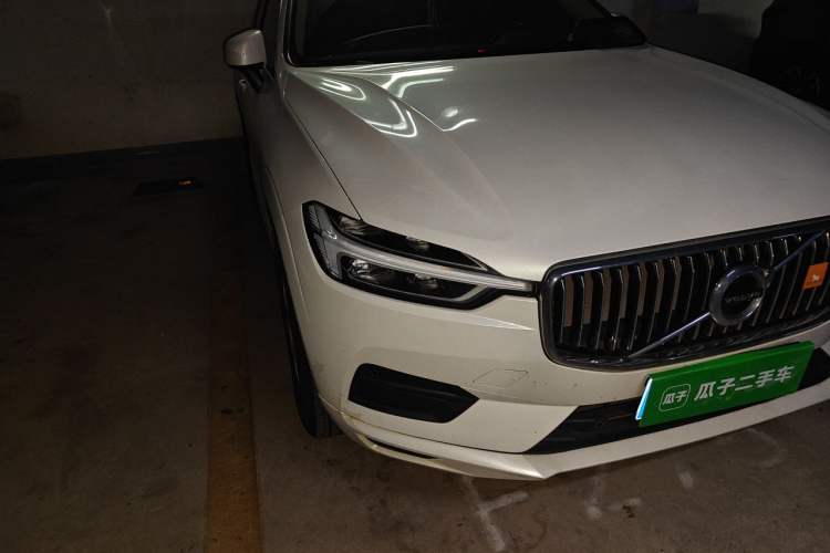 Used Volvo XC60 2019 T5 4x4 Smart Edition China V Standard Right Front Headlight