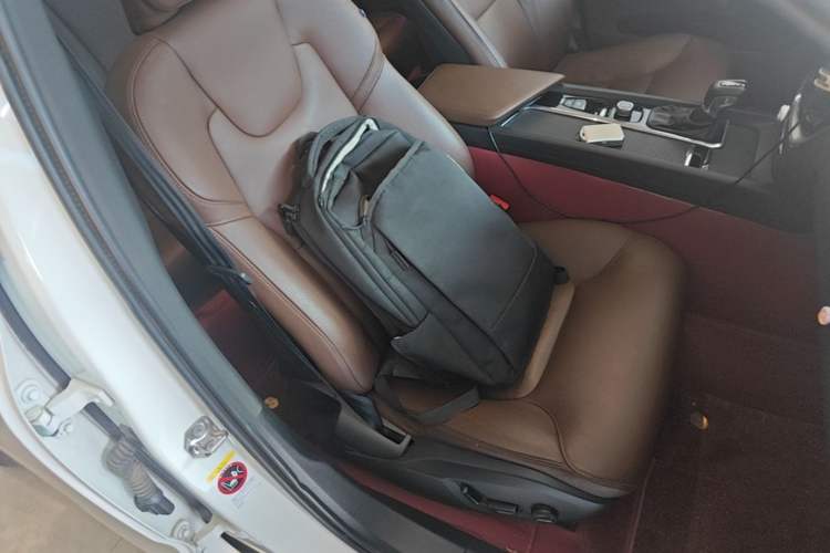 Used Volvo XC60 2019 T5 4x4 Smart Edition China V Standard Right Front Seat