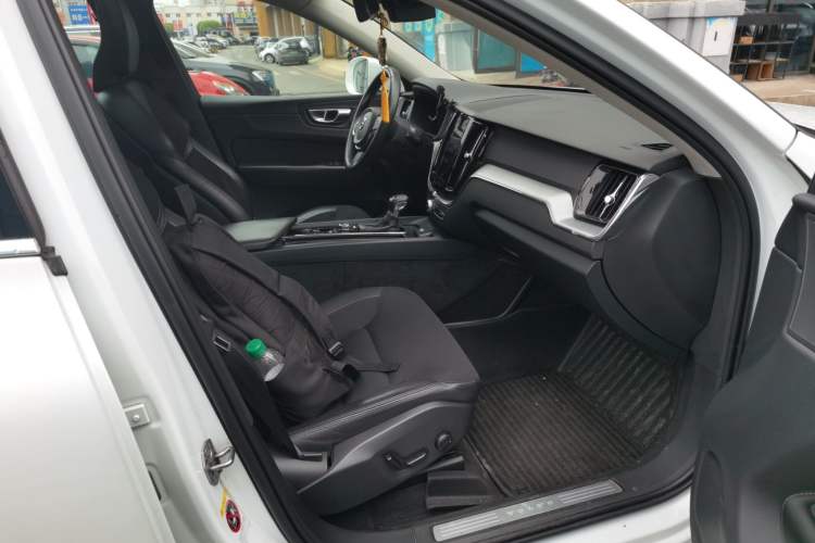 Used Volvo XC60 2019 T4 Zhiyi Edition China V Standard Right Front Seat