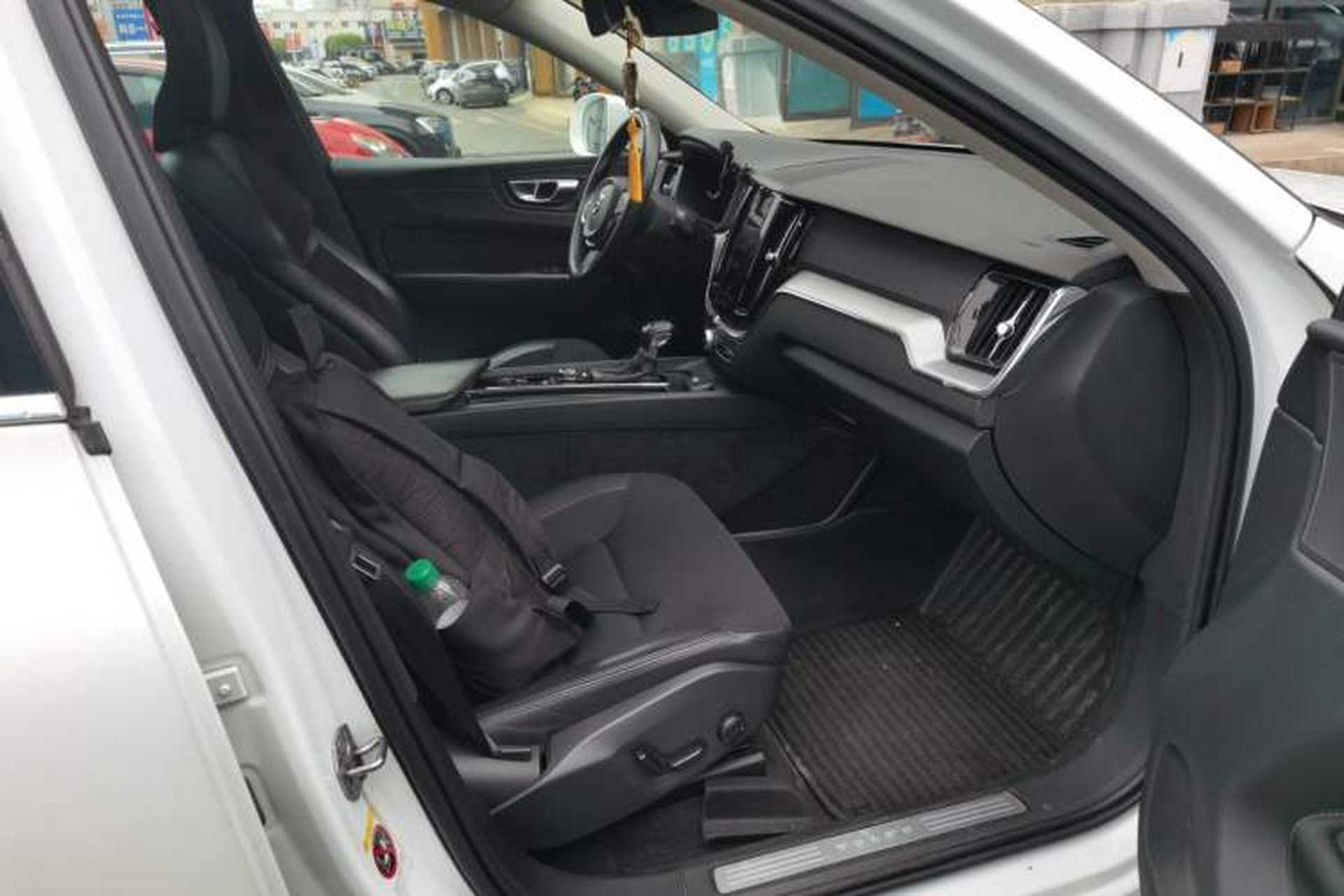 Used Volvo XC60 2019 T4 Zhiyi Edition China V Standard Right Front Seat