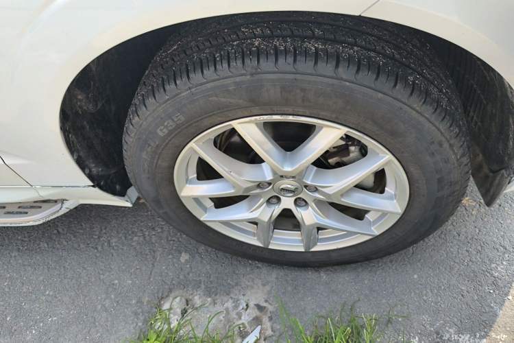 Used Volvo XC60 2019 T5 4x4 Smart Edition China V Standard Right Front Wheel Hub