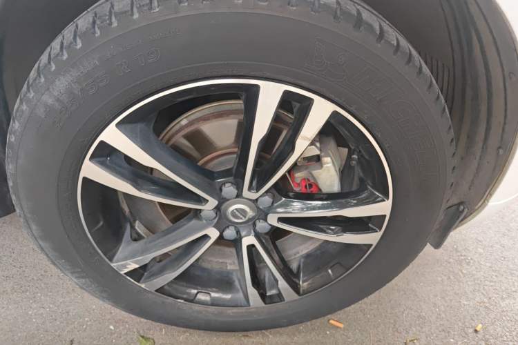 Used Volvo XC60 2019 T5 4x4 Smart Edition China V Standard Right Front Wheel Hub