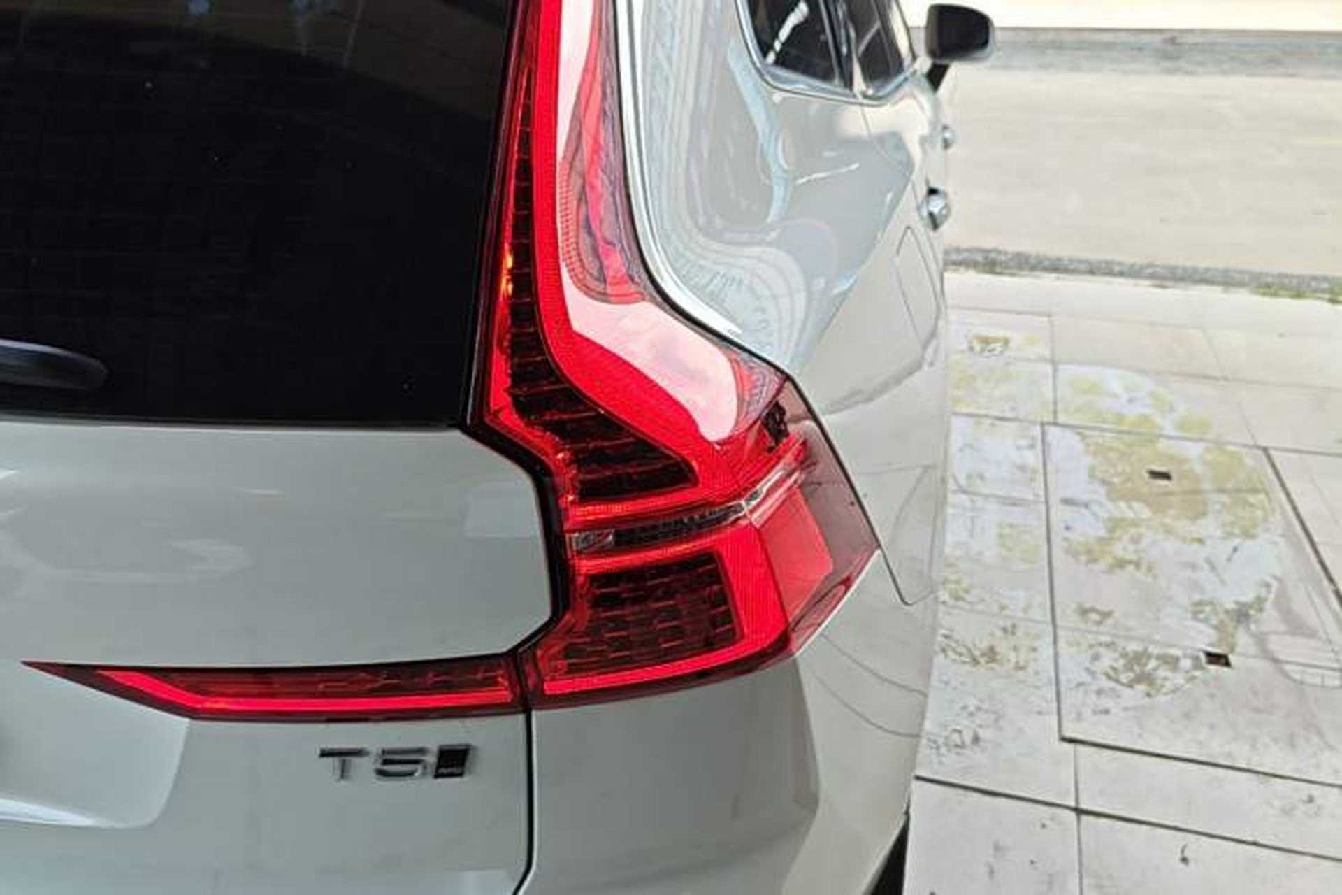 Used Volvo XC60 2019 T5 4x4 Smart Edition China V Standard Right Rear Taillight