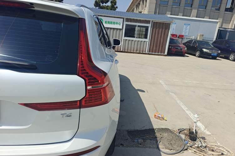 Used Volvo XC60 2019 T4 Zhiyi Edition China V Standard Right Rear Taillight