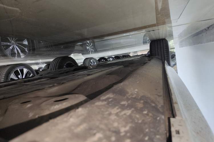 Used Volvo XC60 2019 T5 4x4 Smart Edition China V Standard Right Side Sill