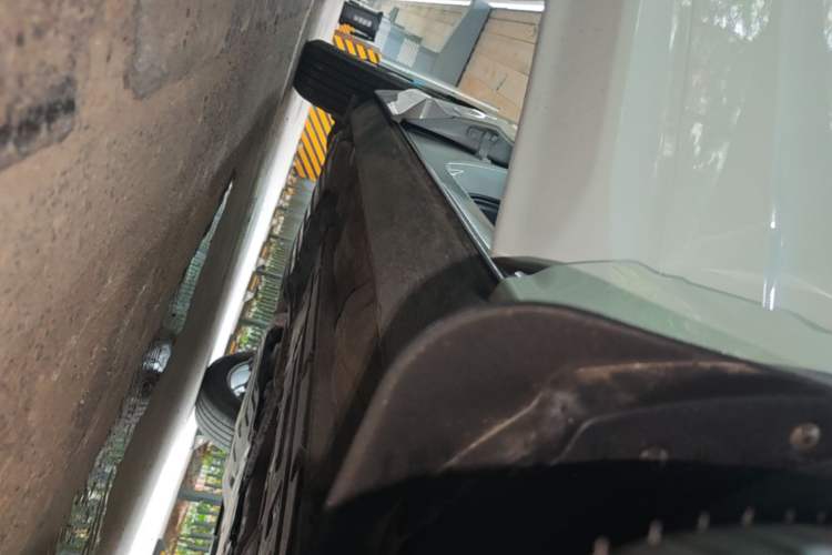 Used Volvo XC60 2019 T5 4x4 Smart Edition China VI Standard Right Side Sill
