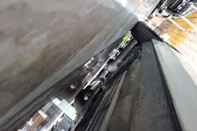 Used Volvo XC60 2019 T5 4x4 Smart Edition China V Standard Right Side Sill
