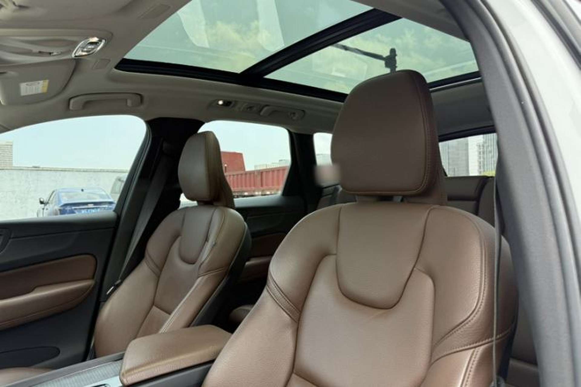 Used Volvo XC60 2019 T5 4x4 Smart Edition China VI Standard Roof