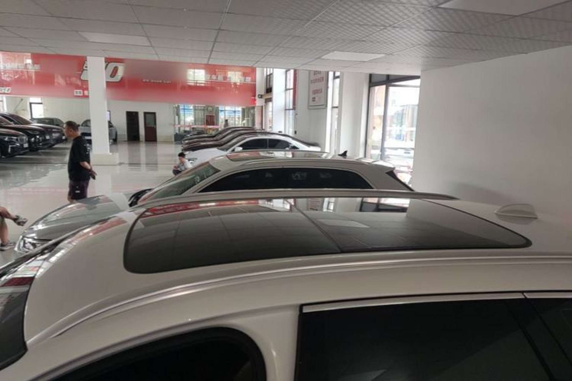 Used Volvo XC60 2019 T5 4x4 Smart Edition China VI Standard Roof