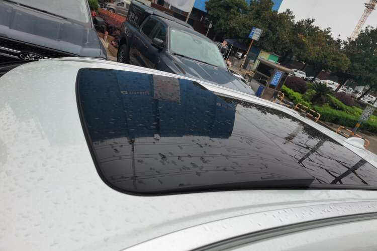 Used Volvo XC60 2019 T4 Zhiyi Edition China V Standard Roof