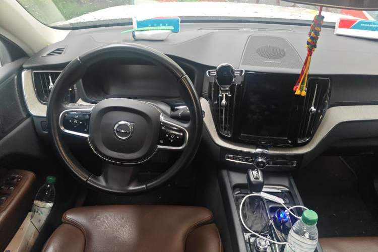 Used Volvo XC60 2019 T5 4x4 Zhiya Luxury Edition China VI Standard Steering Wheel