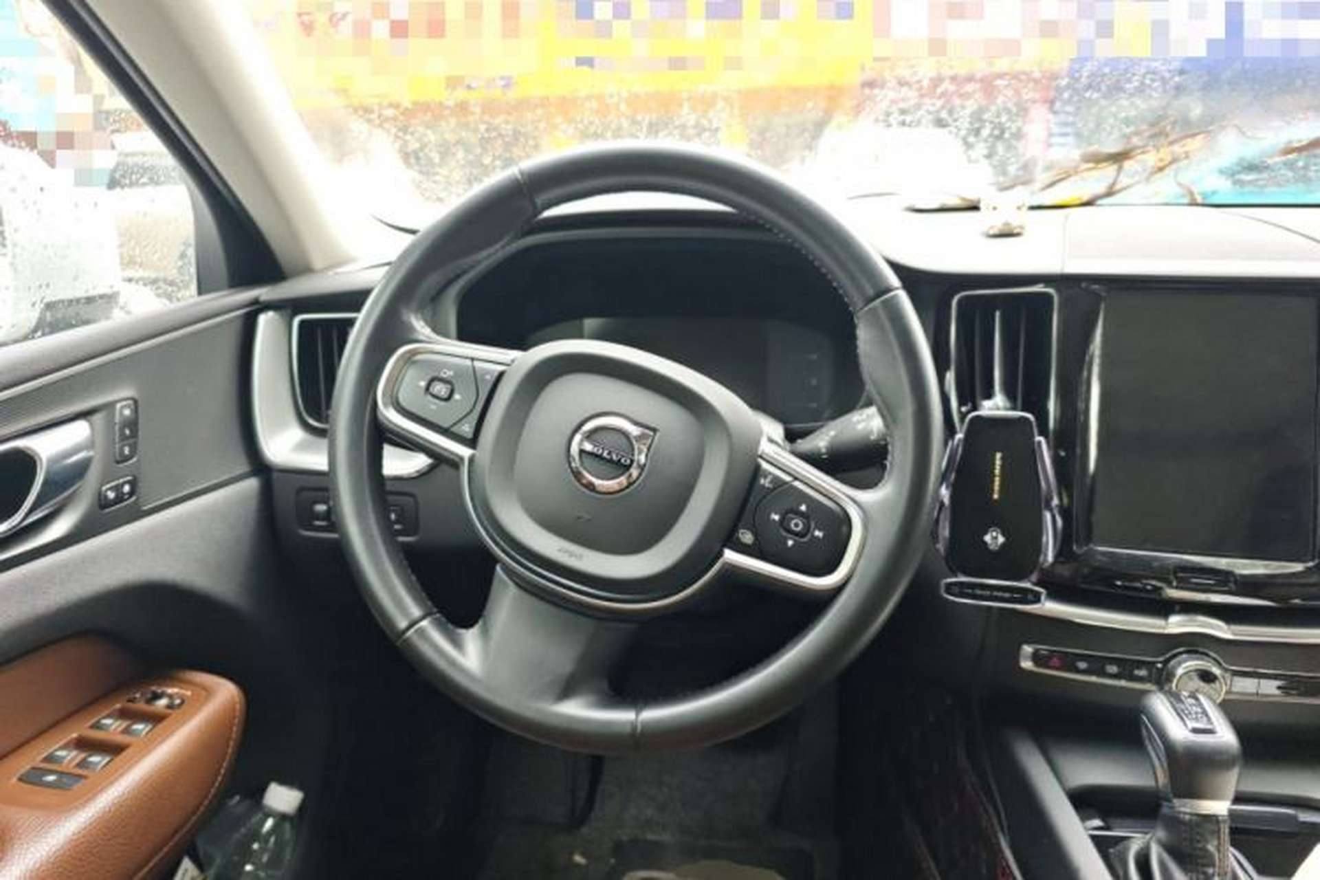 Used Volvo XC60 2019 T5 4x4 Smart Edition China VI Standard Steering Wheel