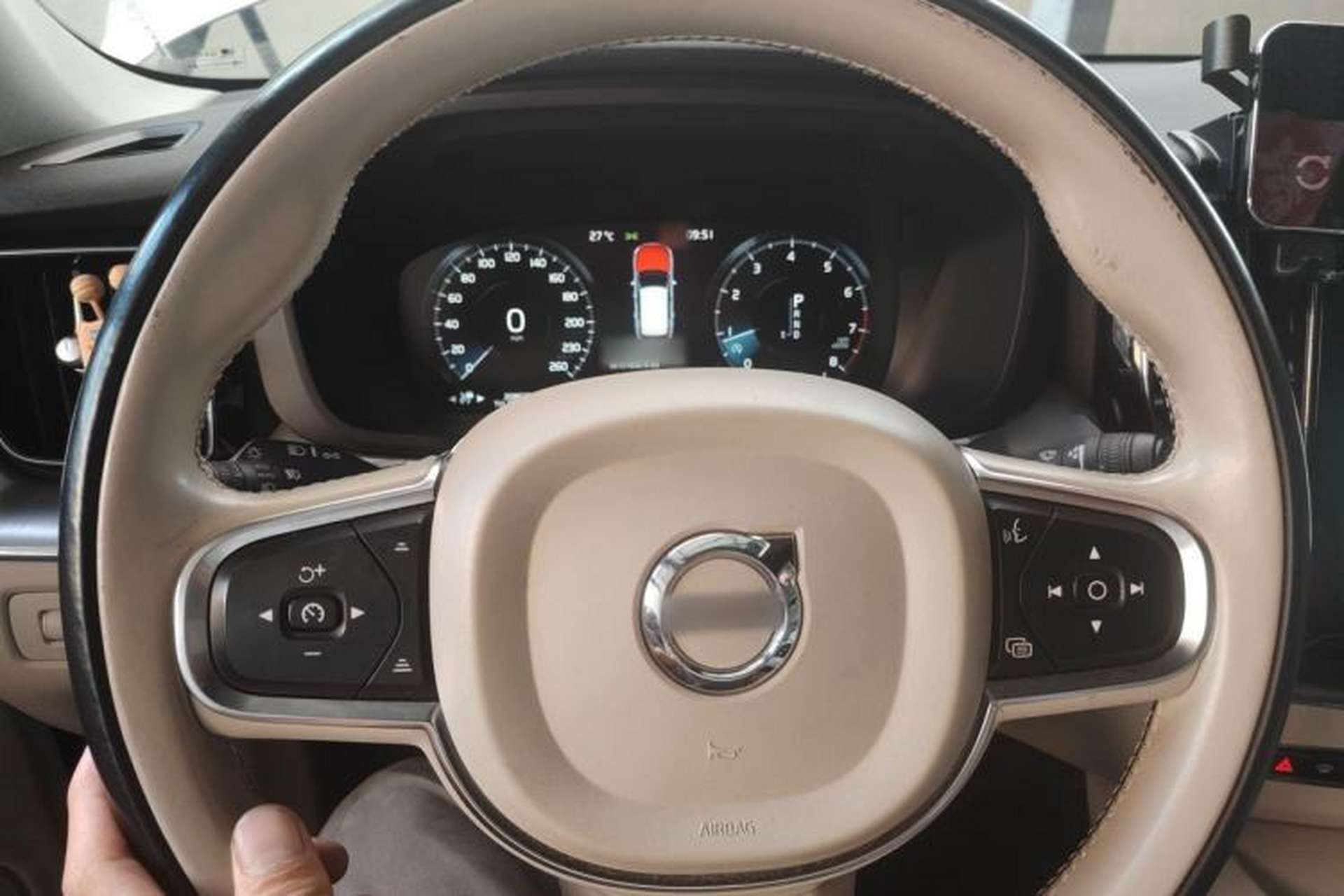 Used Volvo XC60 2019 T5 4x4 Smart Edition China V Standard Steering Wheel