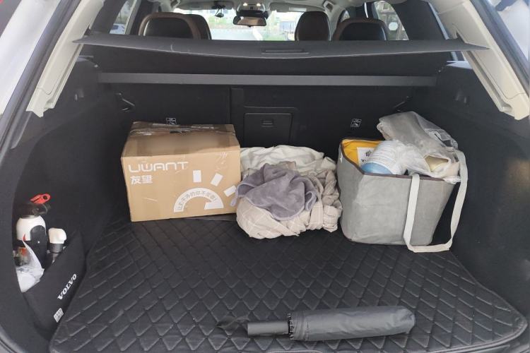 Used Volvo XC60 2019 T5 4x4 Smart Edition China V Standard Trunk