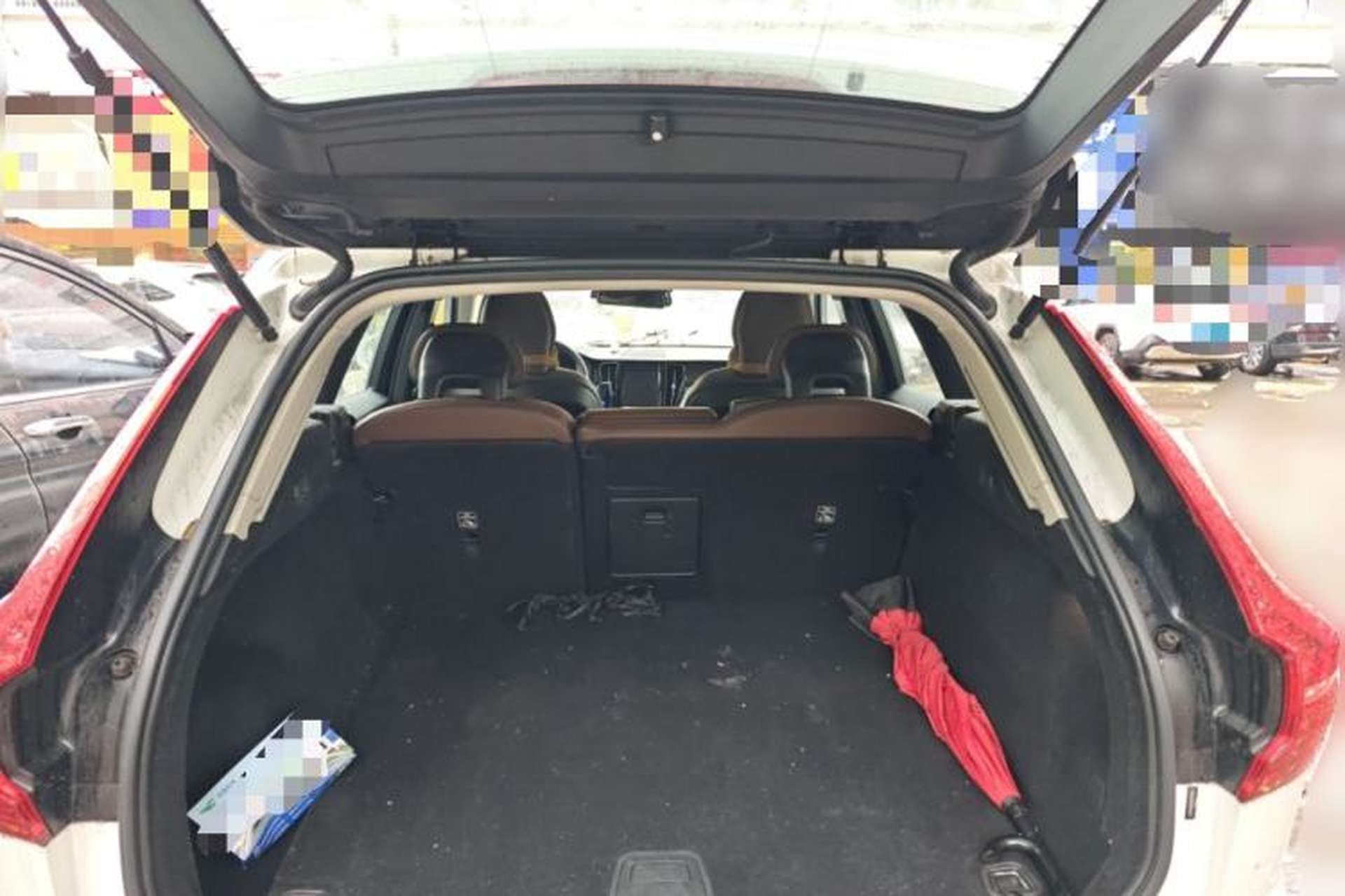 Used Volvo XC60 2019 T5 4x4 Smart Edition China VI Standard Trunk