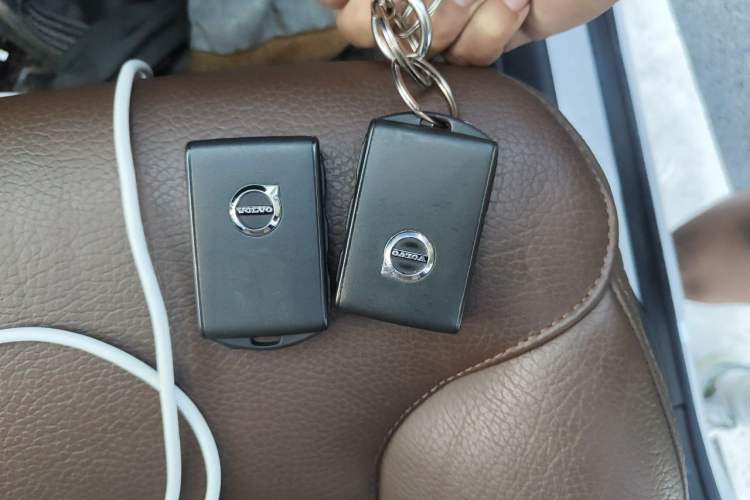 Used Volvo XC60 2019 T5 4x4 Smart Edition China V Standard Vehicle Key