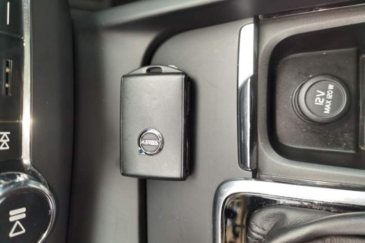 Used Volvo XC60 2019 T4 Zhiyi Edition China V Standard Vehicle Key