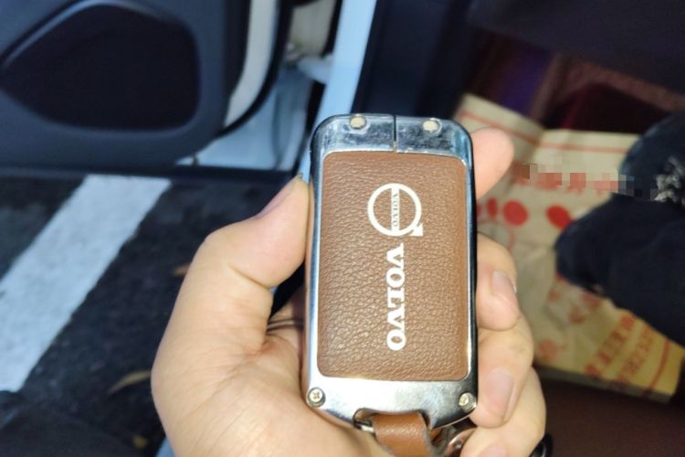 Used Volvo XC60 2019 T5 4x4 Smart Edition China V Standard Vehicle Key