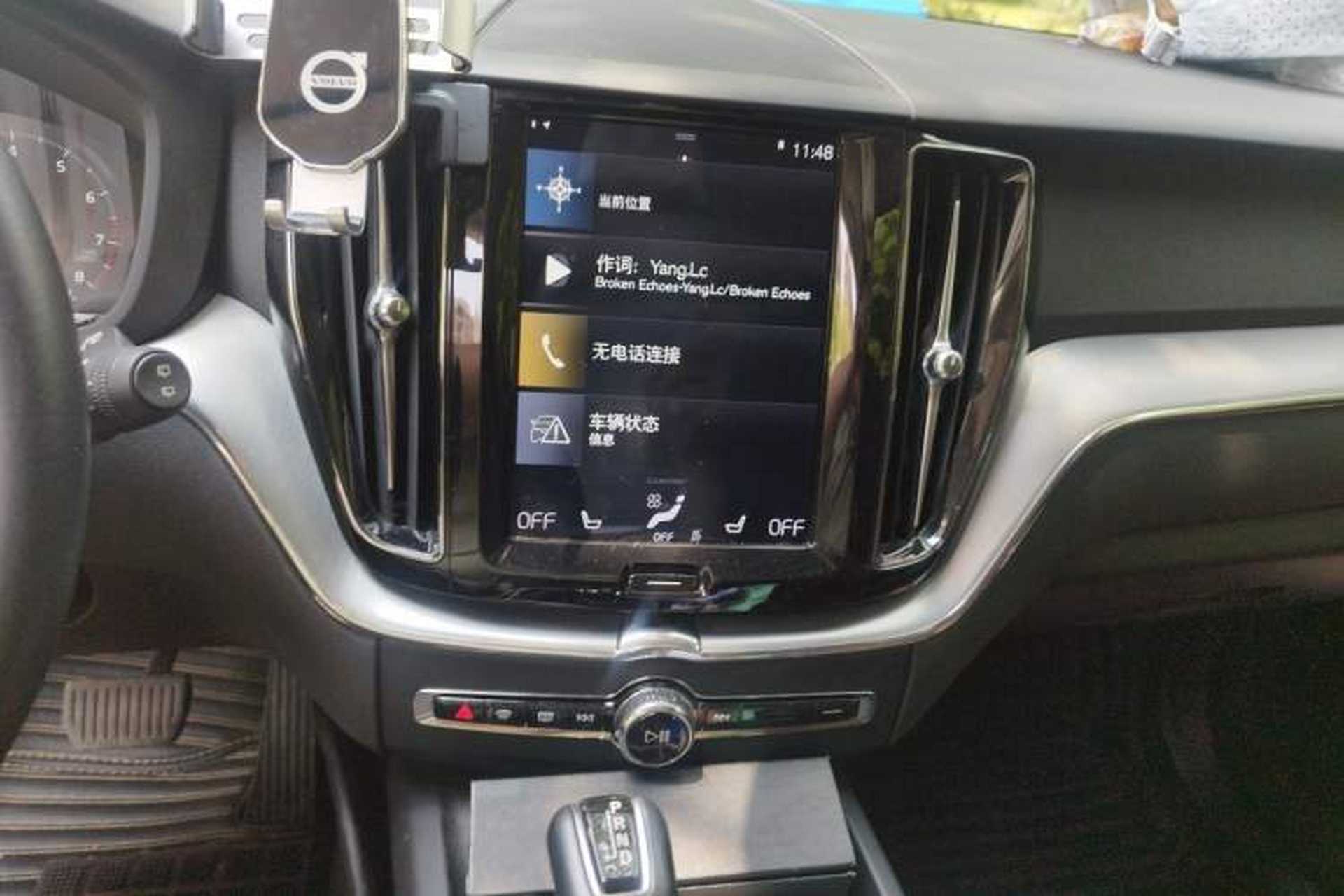 Used Volvo XC60 2019 T5 4x4 Smart Edition China V Standard Audio And AC Panel