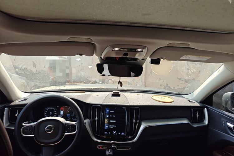 Used Volvo XC60 2019 T5 4x4 Smart Edition China V Standard Center Console