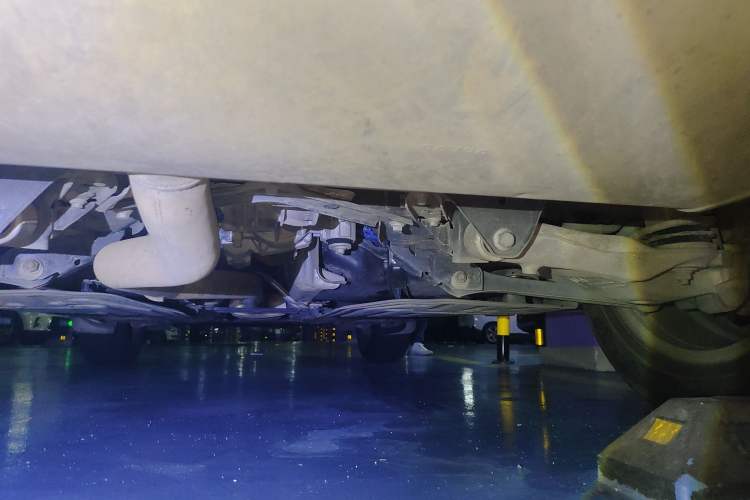 Used Volvo XC60 2019 T5 4x4 Smart Edition China V Standard Chassis Rear