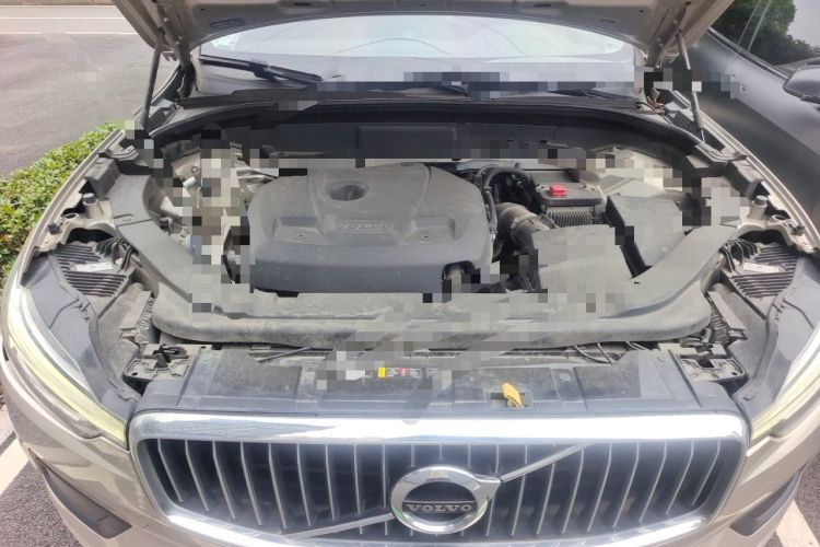 Used Volvo XC60 2019 T5 4x4 Smart Edition China V Standard Engine Bay