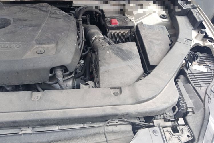 Used Volvo XC60 2019 T5 4x4 Zhiya Luxury Edition China VI Standard Engine Bay Left