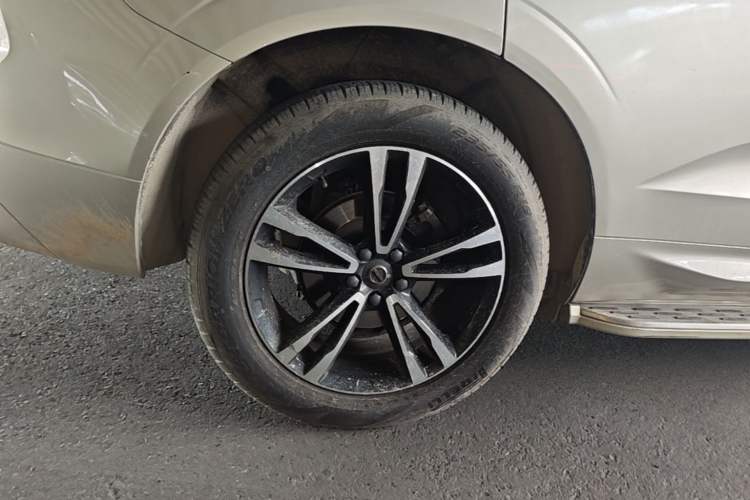 Used Volvo XC60 2019 T5 4x4 Smart Edition China V Standard Exterior 5