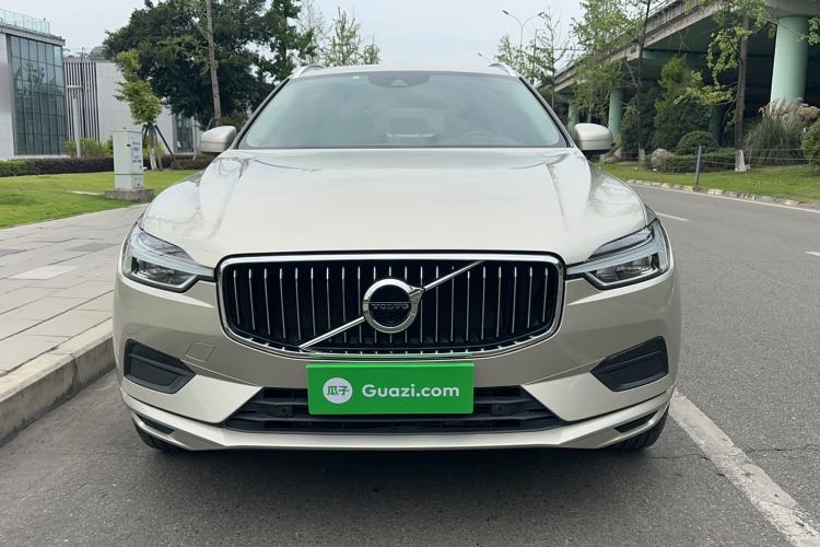 Used Volvo XC60 2019 T5 4x4 Smart Edition China V Standard Front