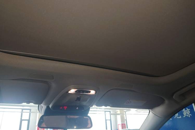 Used Volvo XC60 2019 T5 4x4 Smart Edition China VI Standard Headliner