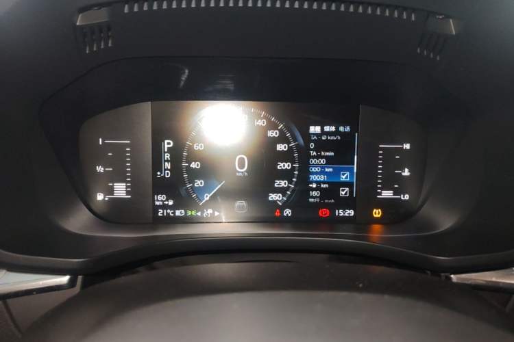 Used Volvo XC60 2019 T5 4x4 Smart Edition China VI Standard Instrument Cluster