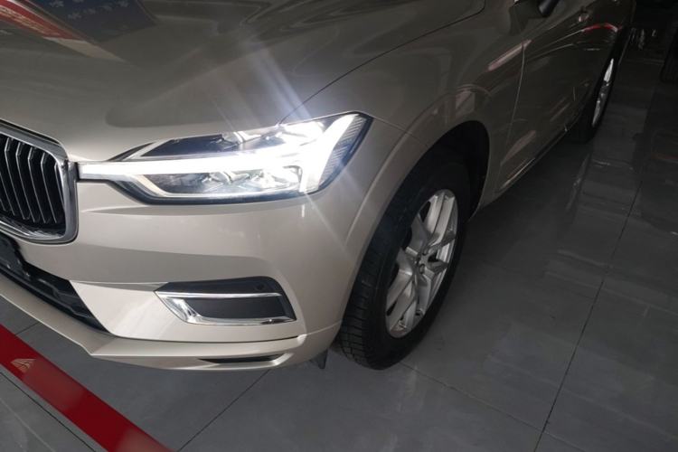 Used Volvo XC60 2019 T5 4x4 Smart Edition China VI Standard Left Front Headlight