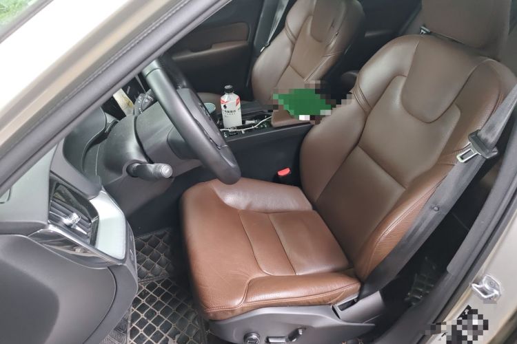 Used Volvo XC60 2019 T5 4x4 Smart Edition China VI Standard Left Front Seat
