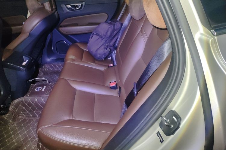 Used Volvo XC60 2019 T5 4x4 Smart Edition China V Standard Left Rear Seat