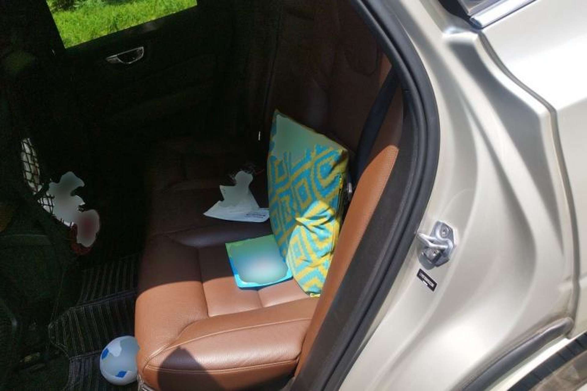 Used Volvo XC60 2019 T5 4x4 Smart Edition China V Standard Left Rear Seat