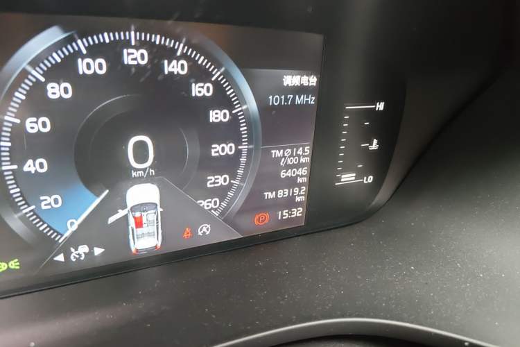 Used Volvo XC60 2019 T5 4x4 Smart Edition China VI Standard Odometer Close Up