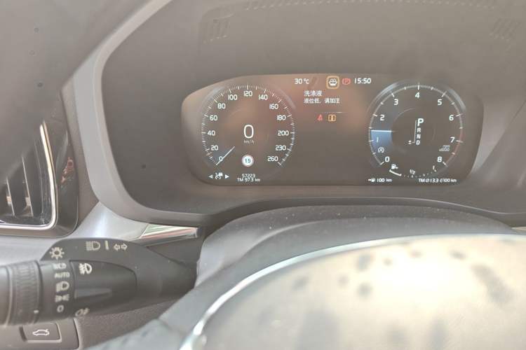 Used Volvo XC60 2019 T5 4x4 Smart Edition China V Standard Odometer Close Up