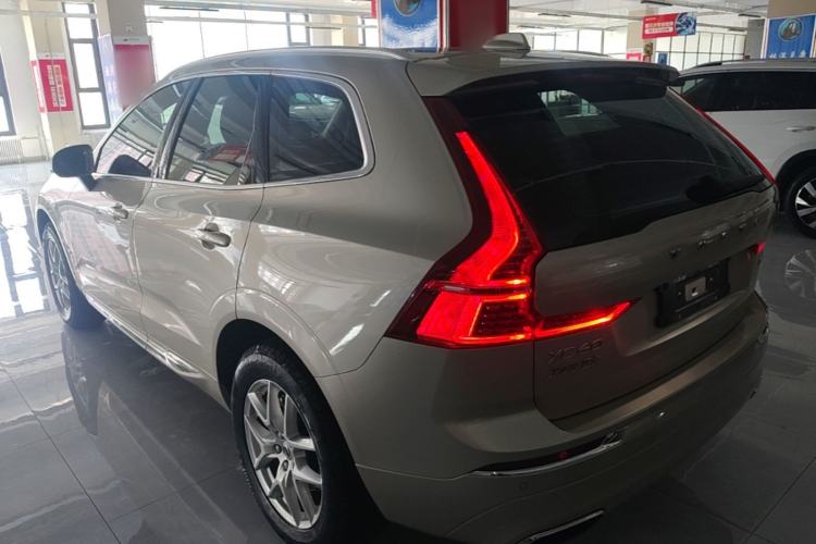 Used Volvo XC60 2019 T5 4x4 Smart Edition China VI Standard Rear Left 45 Deg