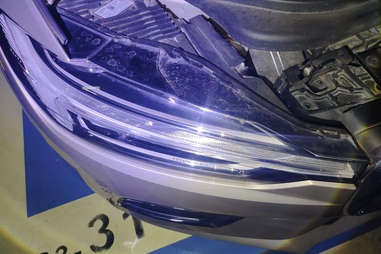 Used Volvo XC60 2019 T5 4x4 Smart Edition China V Standard Right Front Headlight