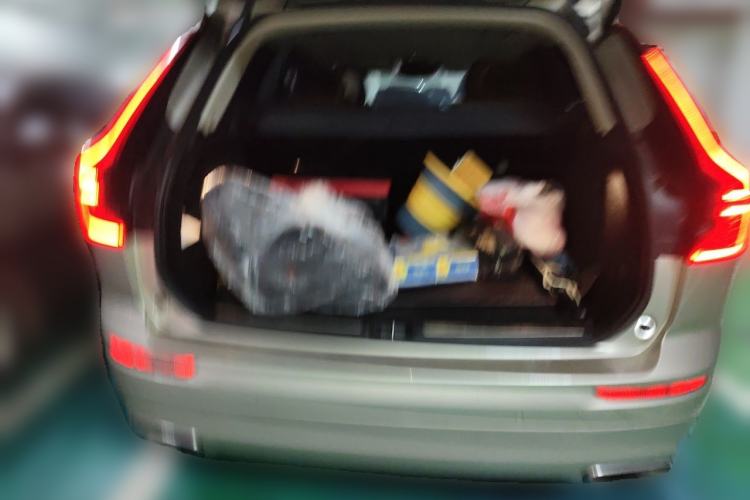 Used Volvo XC60 2019 T5 4x4 Smart Edition China V Standard Trunk